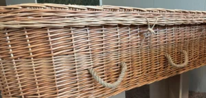 Kopen van een uitvaartmand zoals deze mand - dit zijn onze tips voordat je er 1 koopt